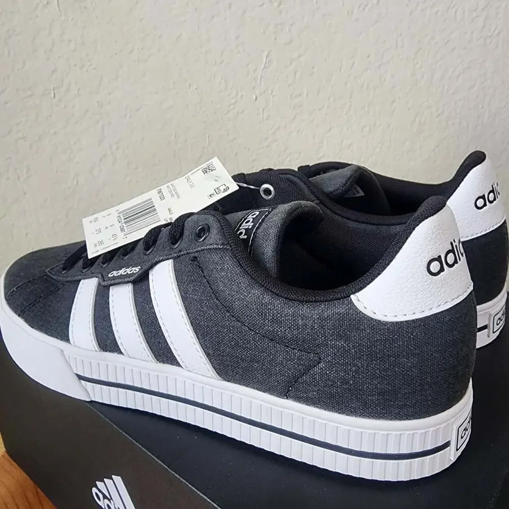 Adidas Daily 3.0 Shoes Mens Size 9.5 Gray White Skateboarding Sneakers FW7033